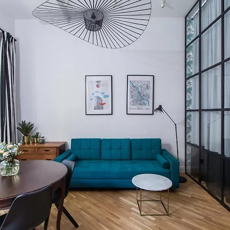 The Prestigious Street Of Warsaw, Tasteful In An Old Tenement House *